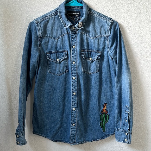 Lucky Brand Denim button up - Picture 2 of 7